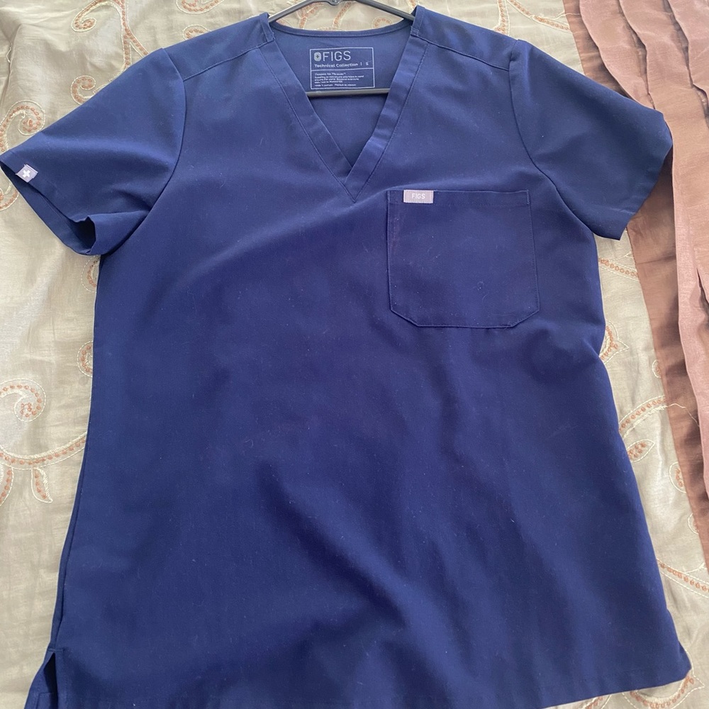 Figs S Catarina one pocket scrub top (navy)